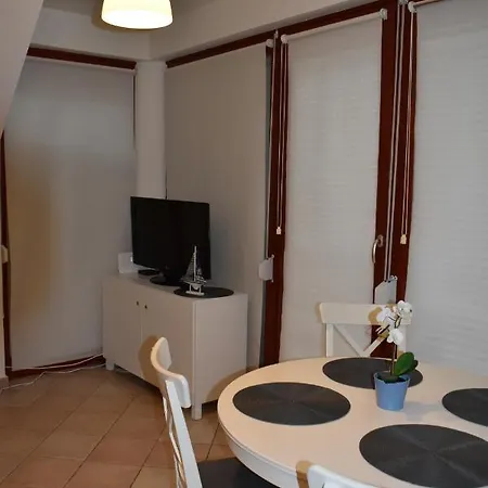 Sari Apartman Apartment *